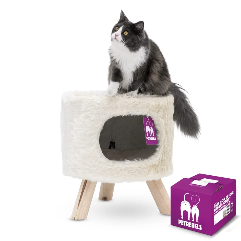 PetRebels Cat tree Kings & Queens Victoria 45 royal cream