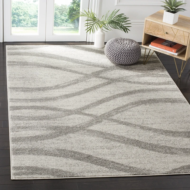 Safavieh Modern Wave Distressed Indoor Woven Rectangle Area Rug, Adirondack Collection, ADR125, in Cream / Grey, 122 X 183 cm for Living Room, Bedroom or Any Indoor Space