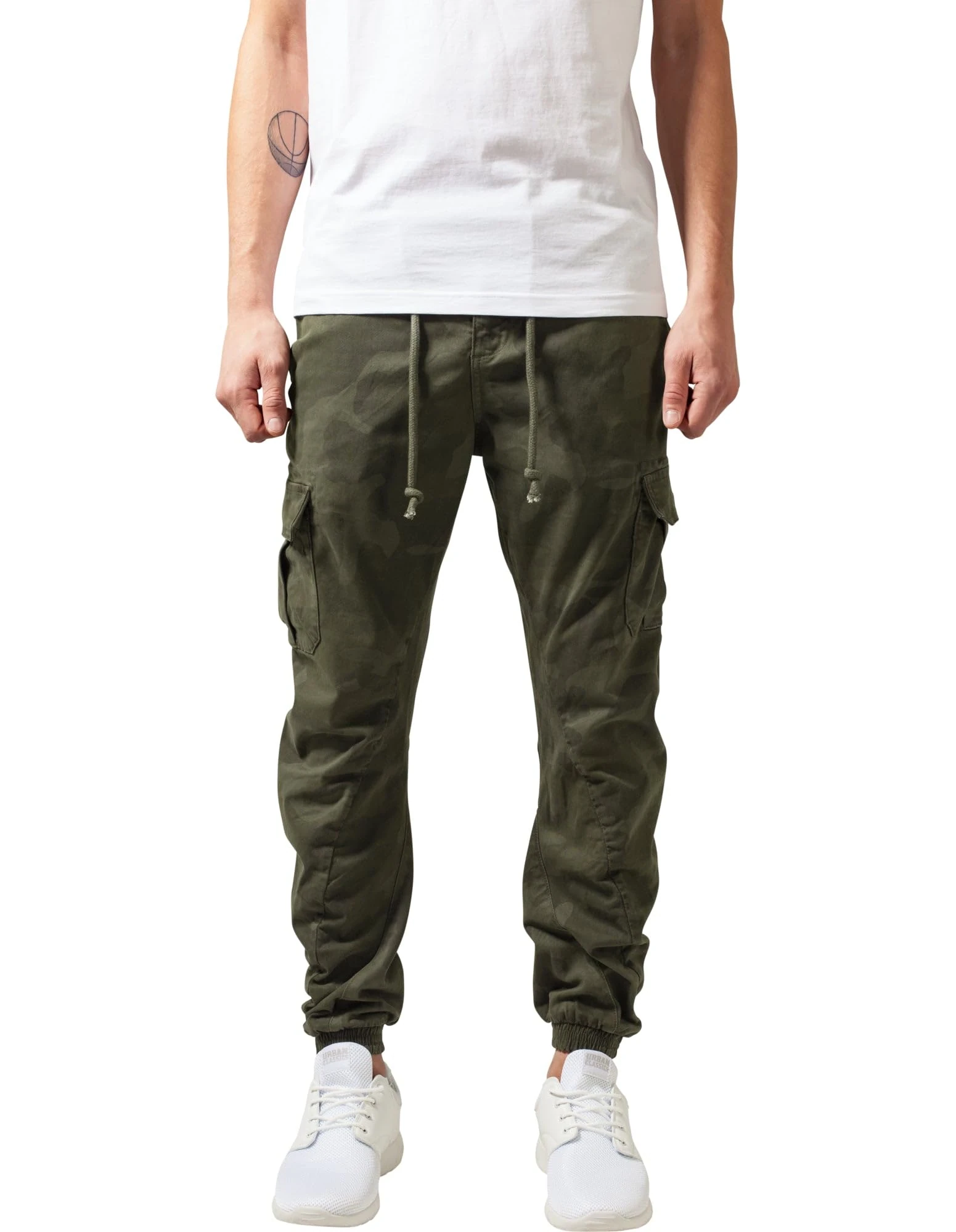 URBAN CLASSICS Men's Cargo Trousers, Cargo Joggers with Military Print, Comfortable Combat Trousers for Men, Joggings Bottoms with Elastic Leg Opening, Colour: Camo Olive, Size: 38