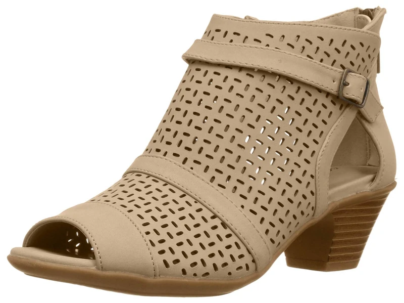 Easy Street Womens Carrigan Carrigan Brown Size: 11 W US