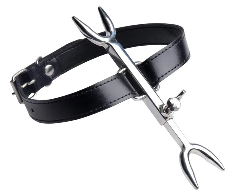 Strict Leather Heretics Fork