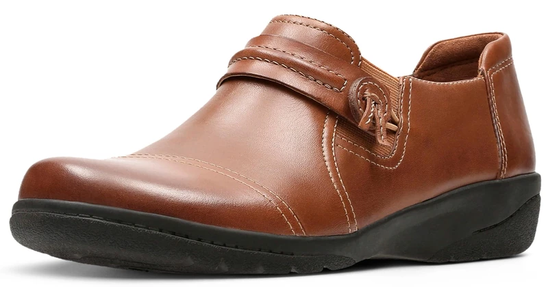 Clarks Women's Cheyn Madi Slip-On Loafer, Dark Brown Tumbled Leather, 3.5 UK