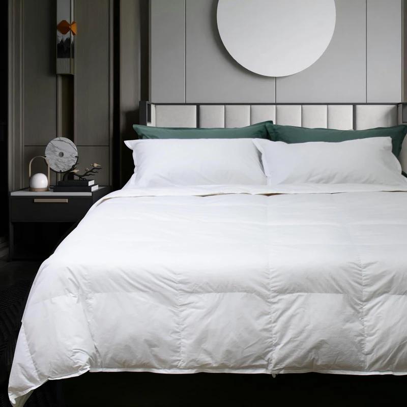 Gabel nottetempo Goose Down Duvet, Filling 30% down, 70% feathers, 235 g/m2, Pillowcase 100% Pure Cotton Three-quarter 205 x 200 x 2 cm Bianco