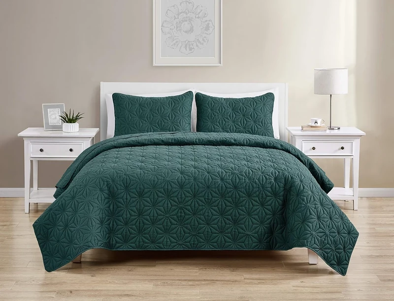 VCNY Home Kaleidoscope Pattern 3 Piece Quilt Set, King, Sea Glass - Image 1
