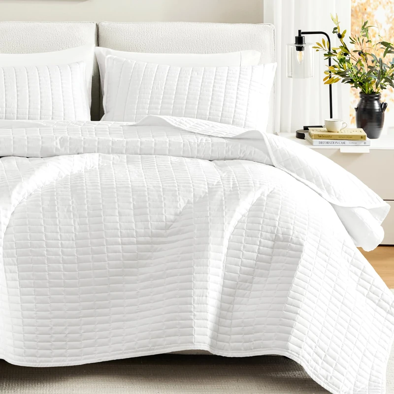 Comfort Spaces All Season, Lightweight, Coverlet Bedspread Bedding, Matching Shams, Fabric, White, Full/Queen(90"x90")