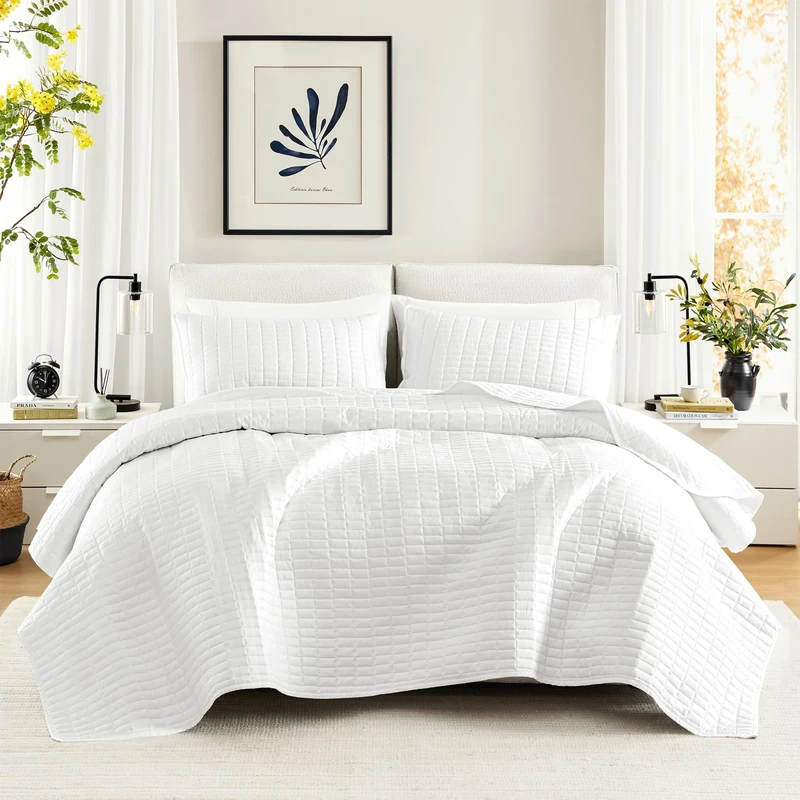 Comfort Spaces All Season, Lightweight, Coverlet Bedspread Bedding, Matching Shams, Polyester, White, Quilt King/Cal King(104"x90")