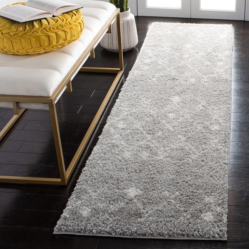 Safavieh Moroccan Shaggy Indoor Woven Runner Area Rug, Berber Shag Collection, BER164, in Light Grey / Cream, 69 X 244 cm for Living Room, Bedroom or Any Indoor Space