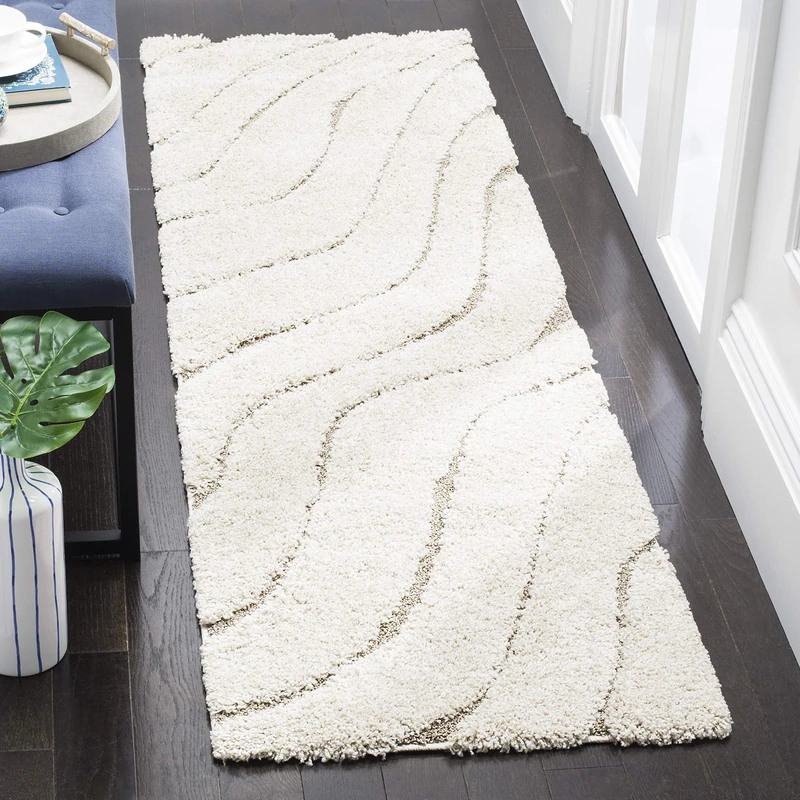 SAFAVIEH Shag Rug for Living Room, Dining Room, Bedroom - Florida Shag Collection, High Pile, in Cream and Beige, 99 X 160 cm