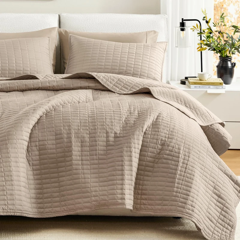 Comfort Spaces All Season, Lightweight, Coverlet Bedspread Bedding, Matching Shams, Fabric, Taupe, Quilt Full/Queen(90"x90")