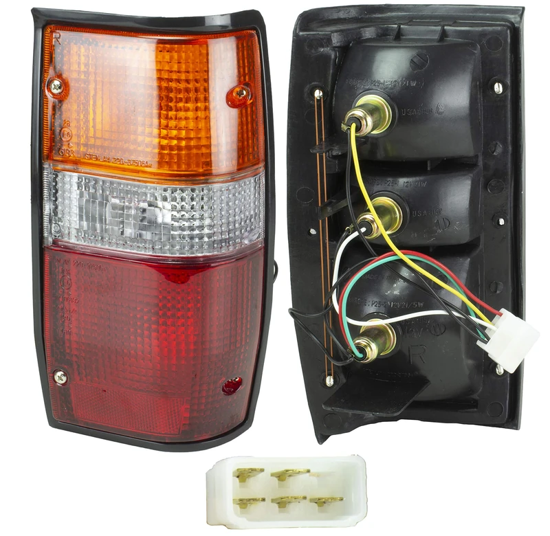 TarosTrade 41-0943-R-22398 Tail Light With Black Frame E-Mark