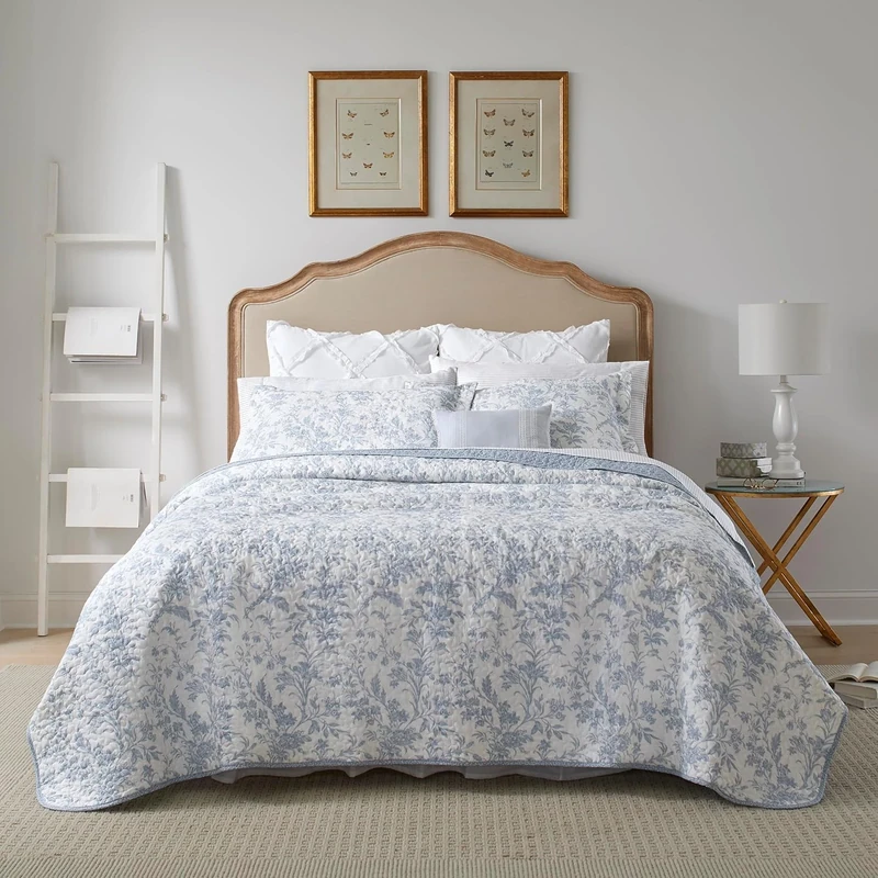 Laura Ashley Home - Amberley Collection - Luxurious Ultra Soft Comforter Set, Comfortable and Stylish, Seasons, Queen, Spa Blue