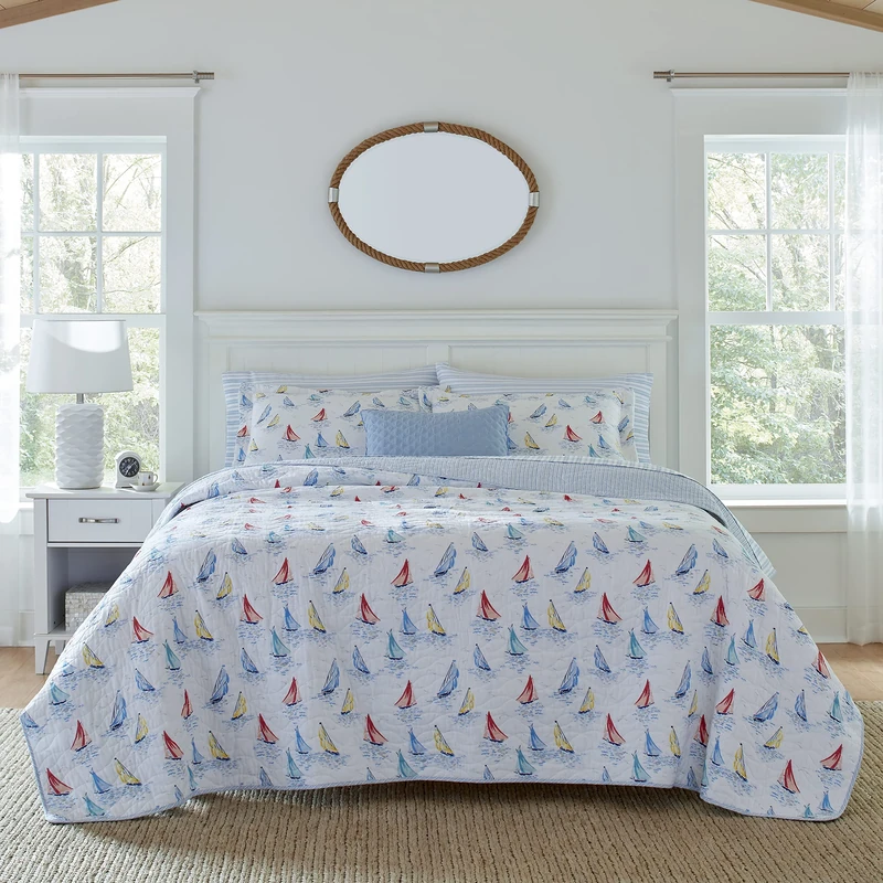 Laura Ashley Home - Ahoy Collection - Quilt Set - 100% Cotton, Reversible, Lightweight & Breathable, Pre-Washed for Added Softness, Queen, Bright
