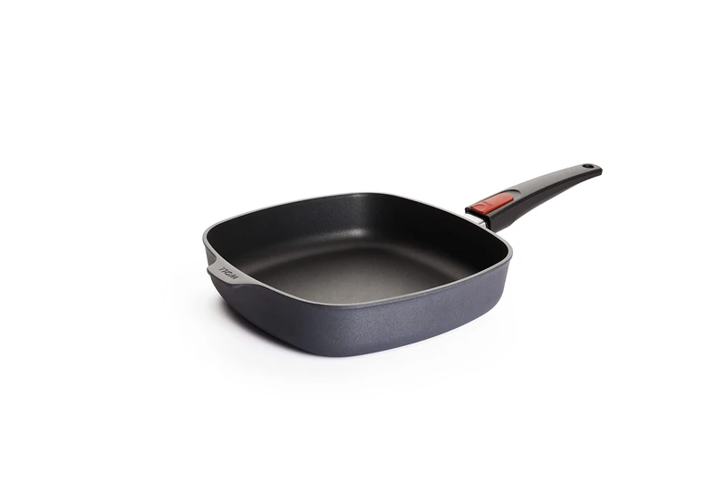 Woll Diamond Lite Square Pan 26 x 26 cm with Removable Handle Non-Stick Cast Aluminium Oven-Safe Suitable for Ceramic, Gas, Electric & Halogen Square Frying Pan