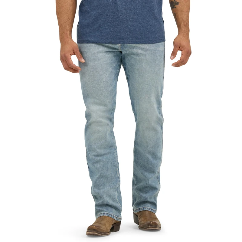Wrangler Men's Retro Slim Fit Boot Cut Jean, Bearcreek, 42W x 32L