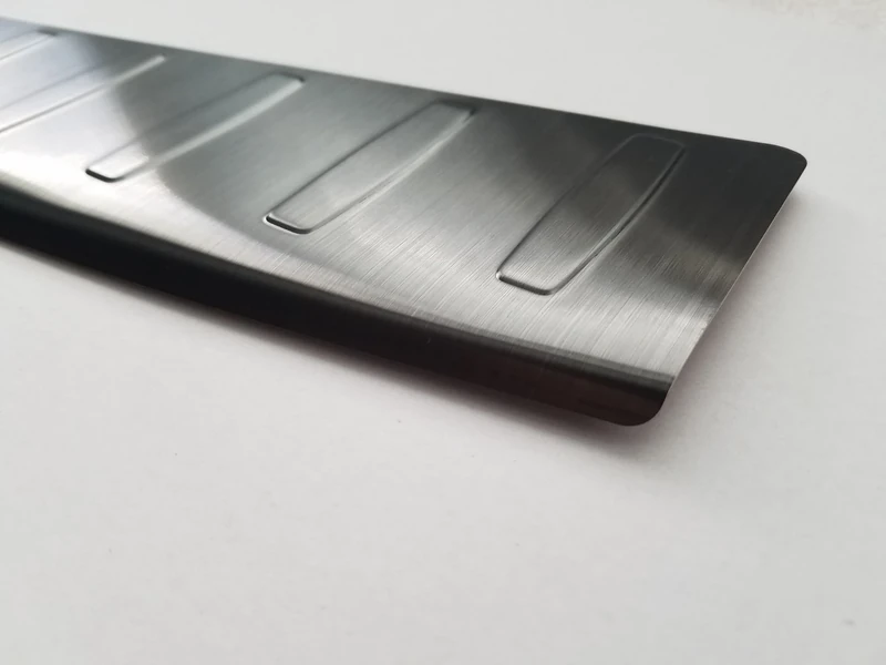 Avisa Black Stainless Steel Rear bumper protector compatible with BMW X3 F25 2010-2014 incl. M-Sport 'Ribs'