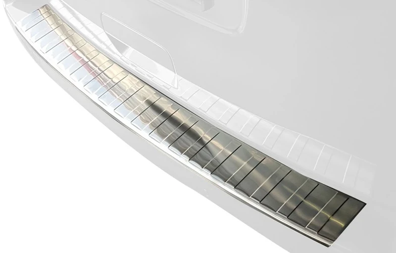 Avisa Stainless Steel Rear bumper protector compatible with Citroën Spacetourer / Peugeot Traveller / Peugeot Expert / Toyota Proace Verso 2016- / Opel Vivaro 2019- 'Ribs' (for painted bumpers)