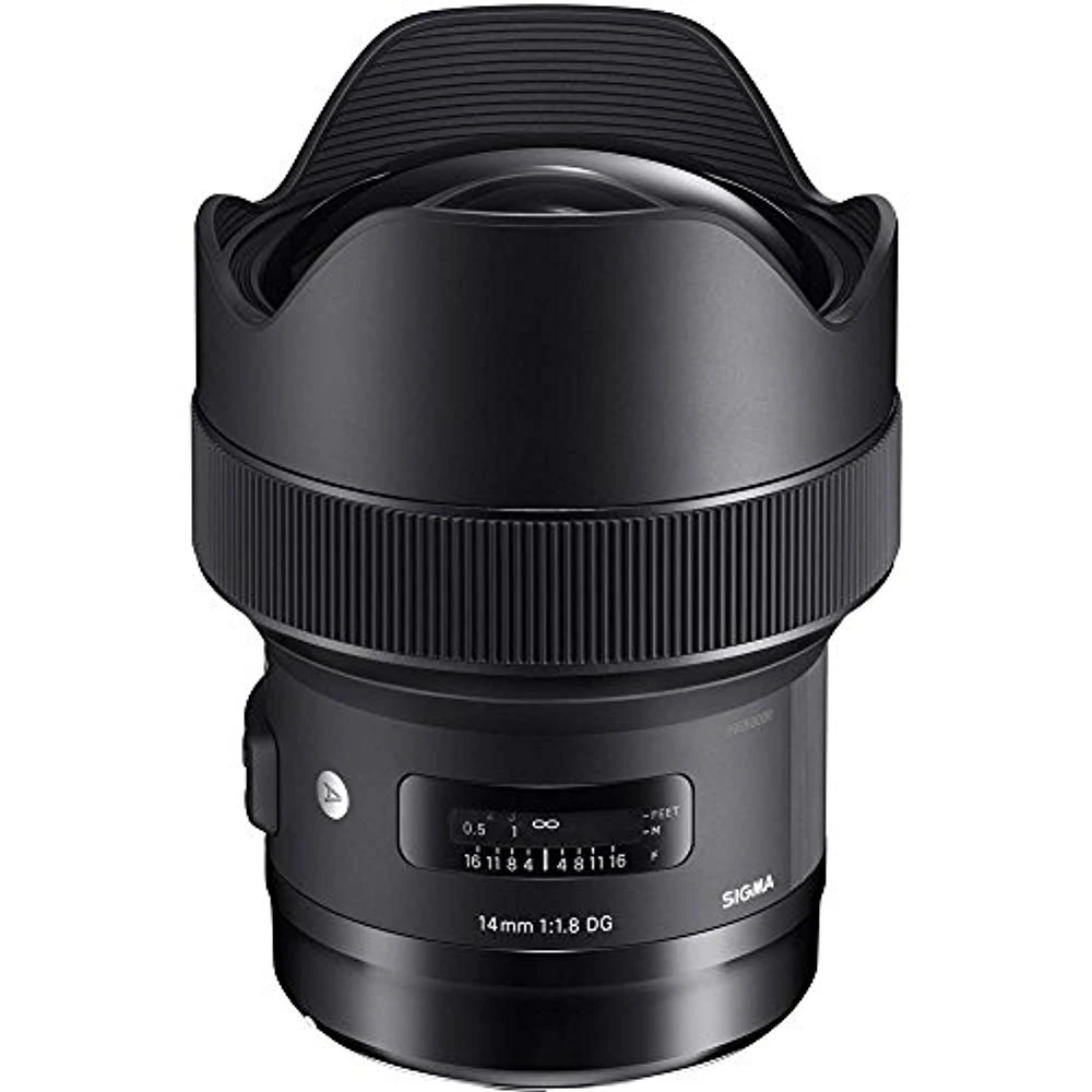 Sigma 450954 14 mm F1.8 DG HSM Lens for Canon Camera - Black