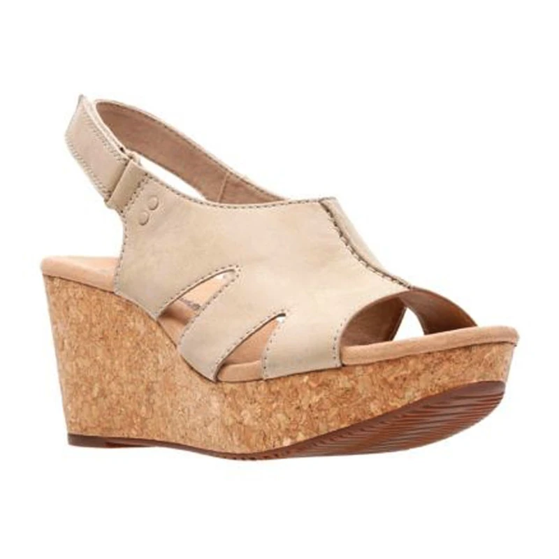 CLARKS Women's Annadel Bari Platform, Sand Nubuck, 7 UK
