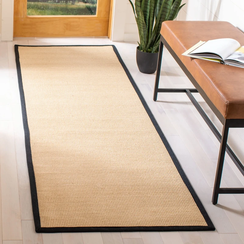Safavieh Natural Fiber Rug for Living Room, Dining Room, Bedroom - Natural Fiber Collection, Short Pile, in Beige and Black, 76 x 244 cm