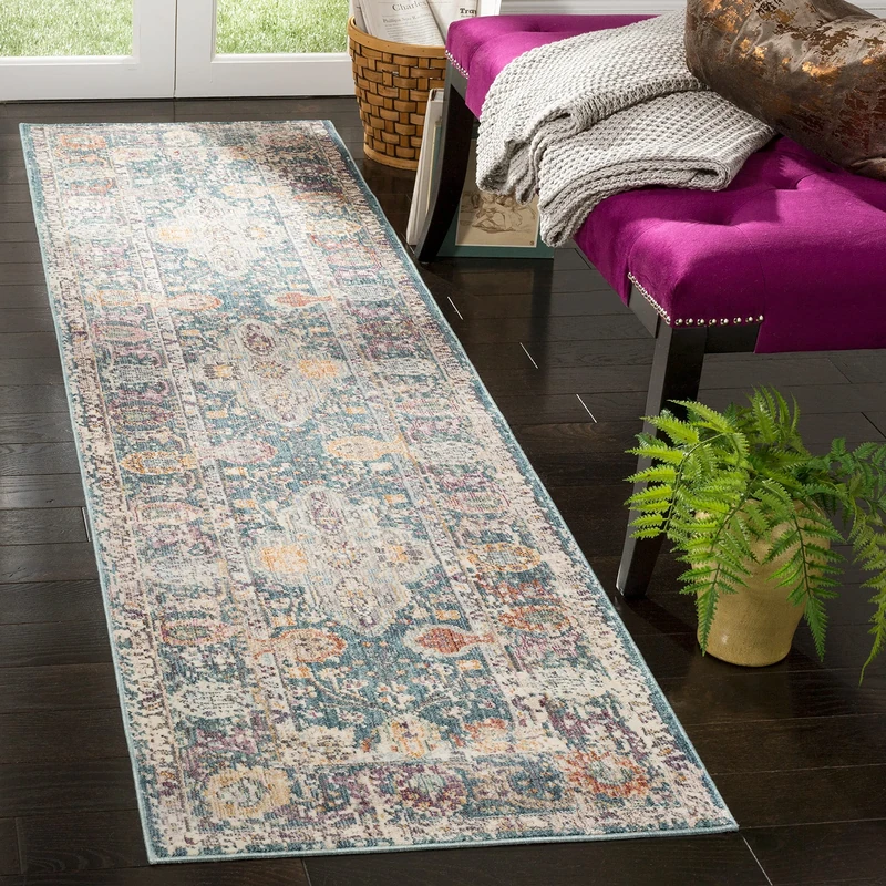SAFAVIEH Traditional Rug for Living Room, Dining Room, Bedroom - Illusion Collection, Short Pile, in Teal and Cream, 69 X 244 cm
