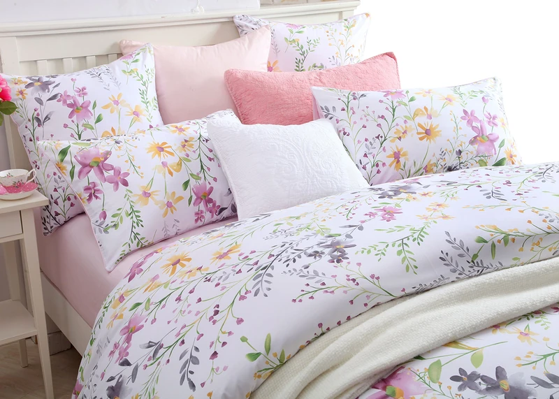 Brandream - Full Size Duvet Cover Set 100% Soft and Durable Egyptian Cotton, Wrinkle, Fade and Stain Resistant, 3-Piece Floral Design with Button Closure