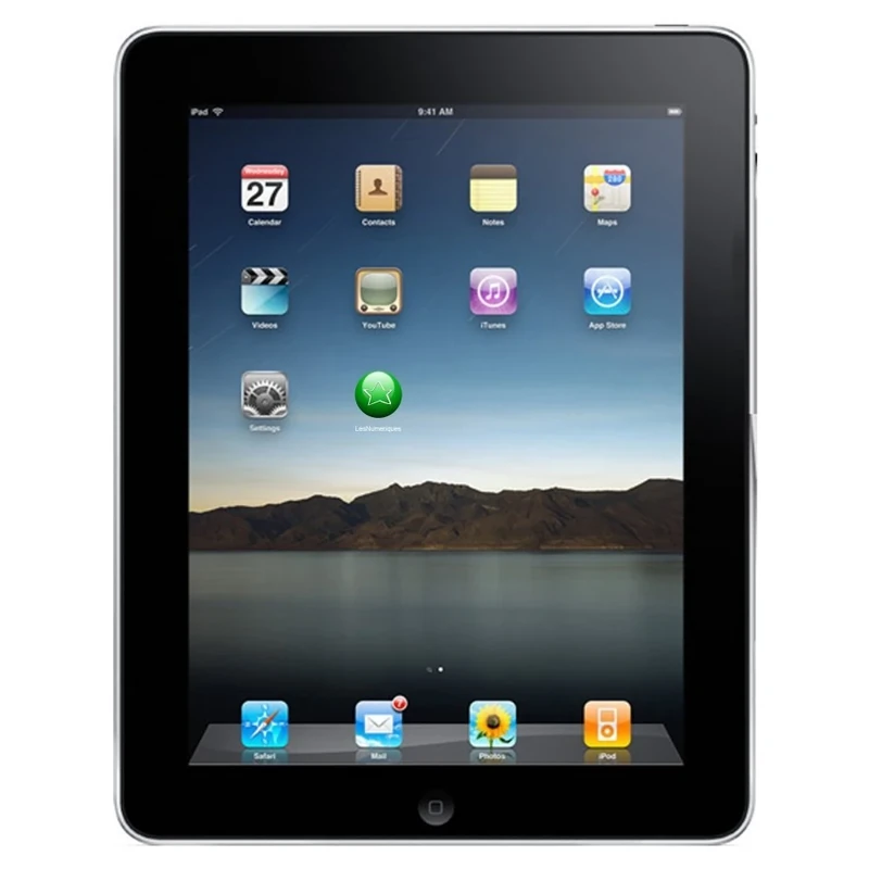 Apple iPad 4 16GB Wi-Fi - Black With Antivirus (Renewed)