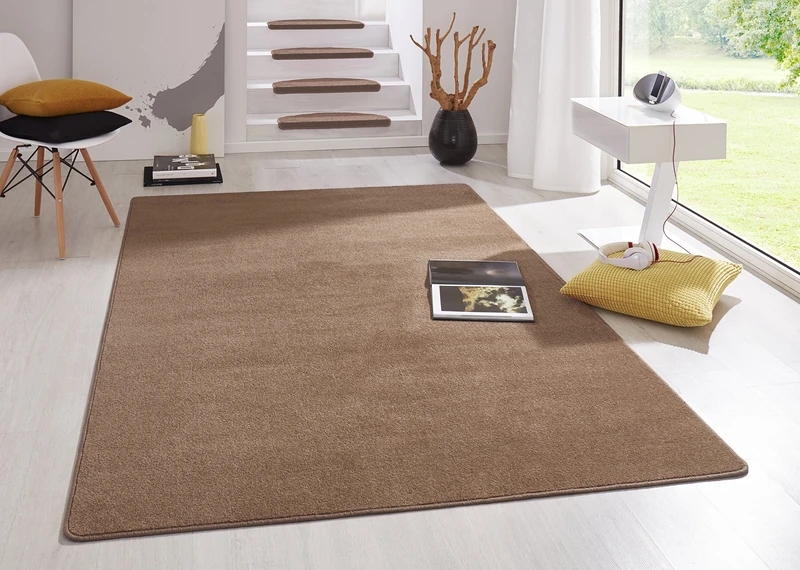 Hanse Home Indoor Rug Fancy - Living Room Rug Plain Modern Velour Rug for Dining Room, Living Room, Children's Room, Hallway, Bedroom, Kitchen - Brown, 133 x 195 cm