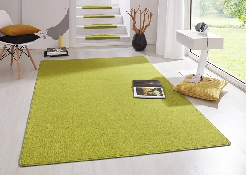 Hanse Home Indoor Rug Fancy - Living Room Rug Plain Modern Velour Rug for Dining Room, Living Room, Children's Room, Hallway, Bedroom, Kitchen - Green, 133 x 195 cm - Image 1