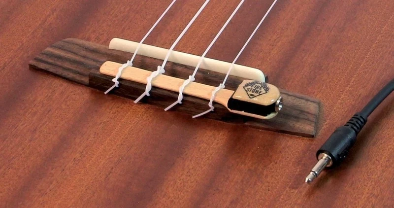 GEWA UK-1 pickup for ukulele