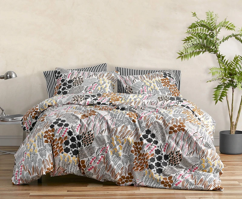 Marimekko - Queen Comforter Set, Cotton Percale Bedding with Matching Shams, Stylish Modern Home Decor (Pieni Letto Multi, Queen)