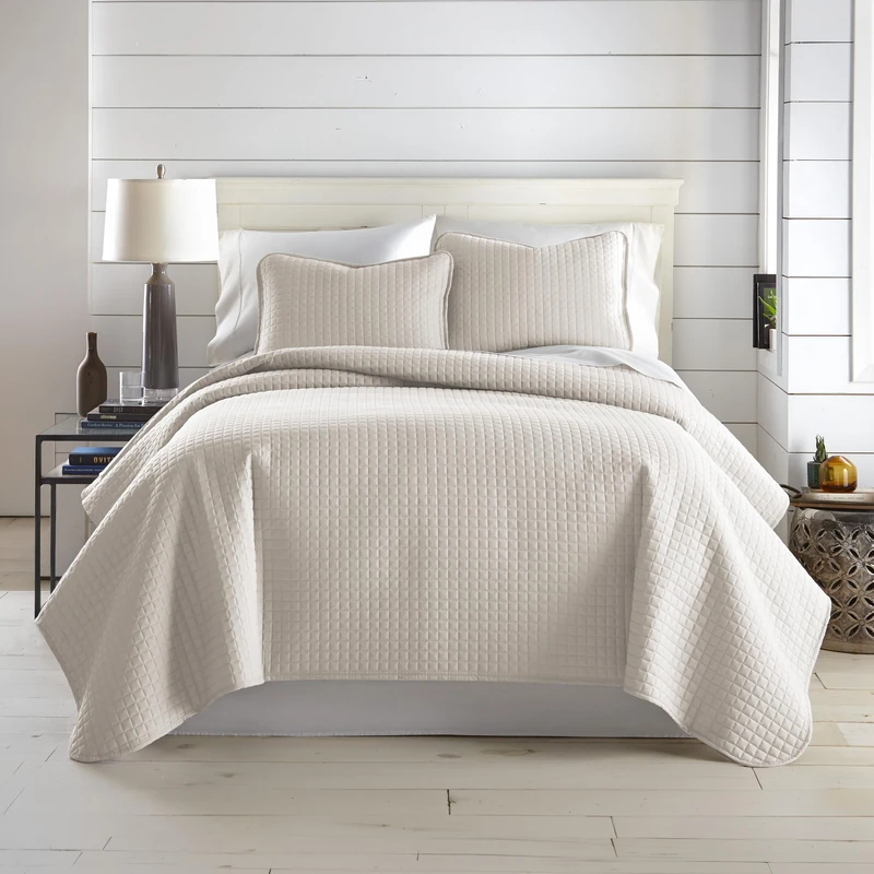 Southshore Fine Living, Inc. Twin Quilt Bedding Set, Soft Brushed Microfiber XL Twin Bedspread Coverlet, Stain & Pet Hair Resistant Bedding, XL Bedspread with Matching Pillow Sham, Bone