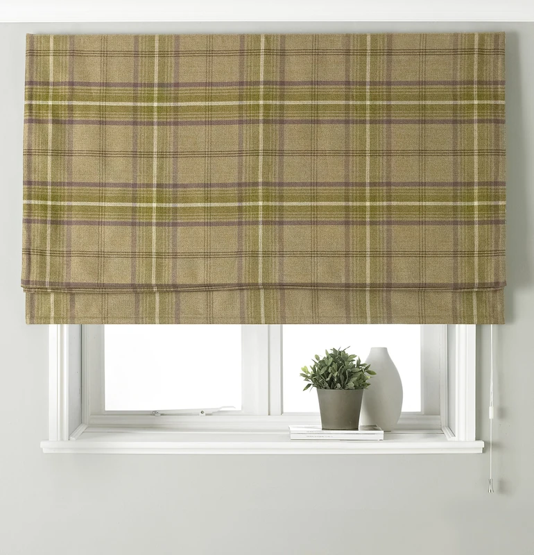 Aviemore Blackout Roman Blind - Thistle Brown - Heritage Tartan Check - Faux Wool Effect - Ready Made (Fittings Included) - 100% Polyester - 153cm width x 137cm drop (60" x 54" inches) - Made by Riva
