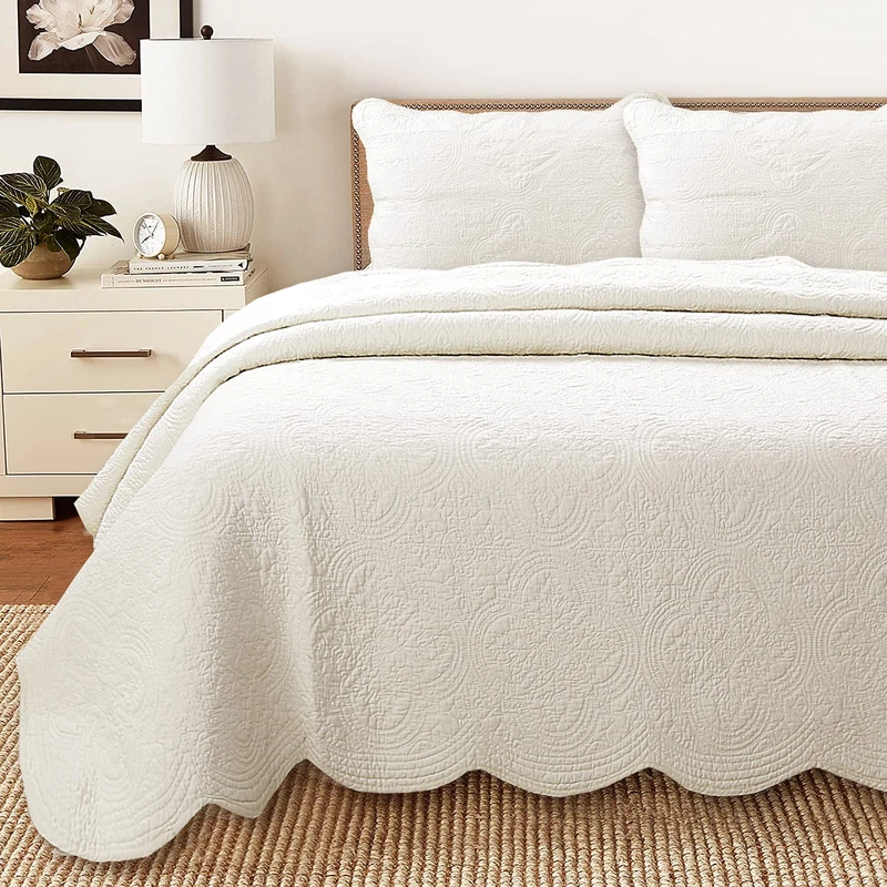 Cozy Line Home Fashions Victorian Medallion Solid Ivory Embossed 100% Cotton Bedding Quilt Set,Coverlet,for Bedroom/Guest Room (Blantyre - Ivory, Twin - 2 Piece)