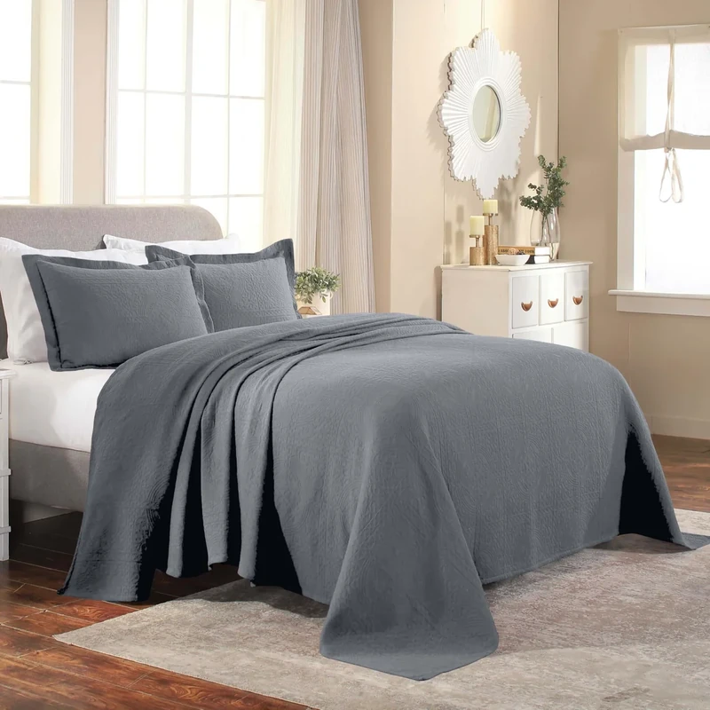 Superior Cotton Fleur De Lis Bedspread Set, Warm Blankets, All-Season Bedding, Bedroom Decor, Decorative Boho Medallion Coverlet, Includes 1 Bedspread, 2 Pillow Shams, Full, Grey