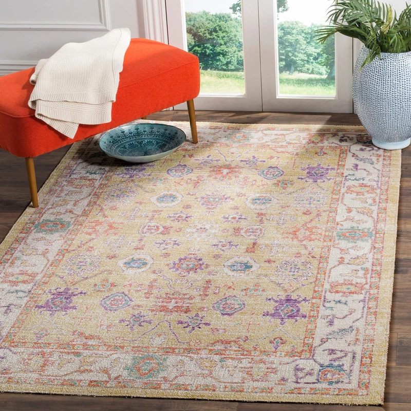 SAFAVIEH Boho Chic Rug for Living Room, Dining Room, Bedroom - Windsor Collection, Short Pile, in Gold and Lavender, 122 X 183 cm