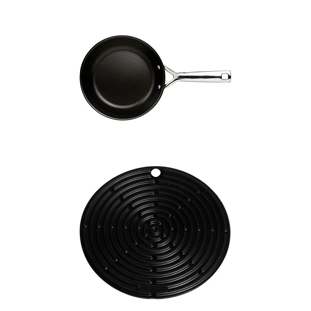 Le Creuset 3-Ply Stainless Steel Non-Stick Omelette Pan, 20 cm and Silicone Cool Tool, Black