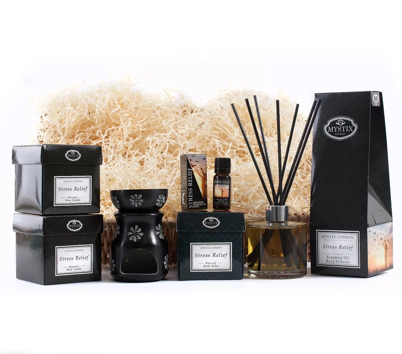 Mystic Moments Stress Relief Aromatherapy Hamper Premium, Multicoloured, One Size - Image 1
