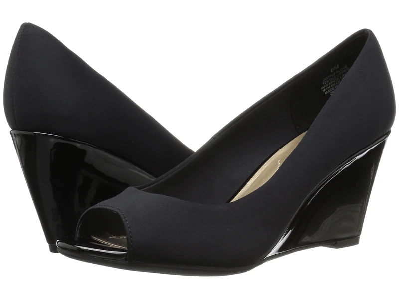 Bandolino Women's Tufflove Black 7.5 M US