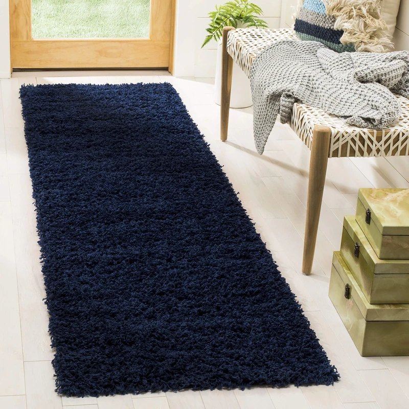Safavieh Shaggy Rug for Living Room, Dining Room, Bedroom - Athens Shag Collection, High Pile, in Navy, 69 X 244 cm