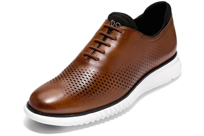 Cole Haan Men's 2.Zerogrand Laser Wingtip Oxford Lined, British Tan Ivory, 12 UK