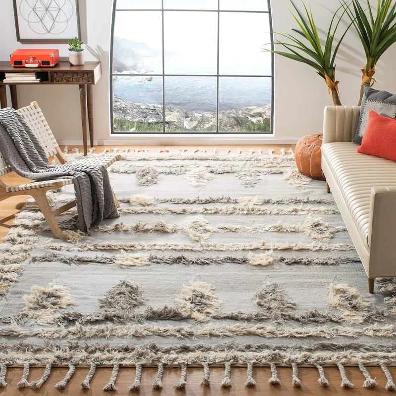 Safavieh Moroccan Inspired Indoor Hand Knotted Rectangle Area Rug, Kenya Collection, KNY601, in Grey/Ivory, 152 X 244 cm for Living Room, Bedroom or Any Indoor Space