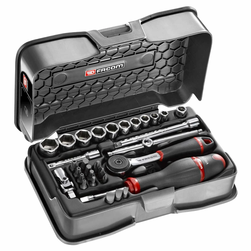 31 Piece Set of Sockets and Bits