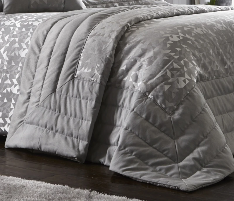 Lucien Jacquard Quilted Bed Throwover, Polyester, Silver