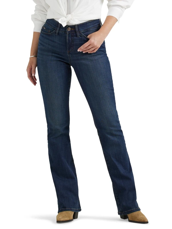 Lee Women's Ultra Lux Comfort with Flex Motion Bootcut Jean, Renegade, 8 Short
