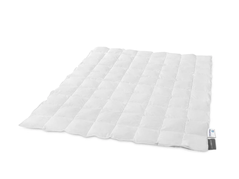 Traumnacht Base Down Duvet Light 155 x 220 cm, 90% Down and 10% Feather Quality Product of the Dream Güt Seal - Image 1