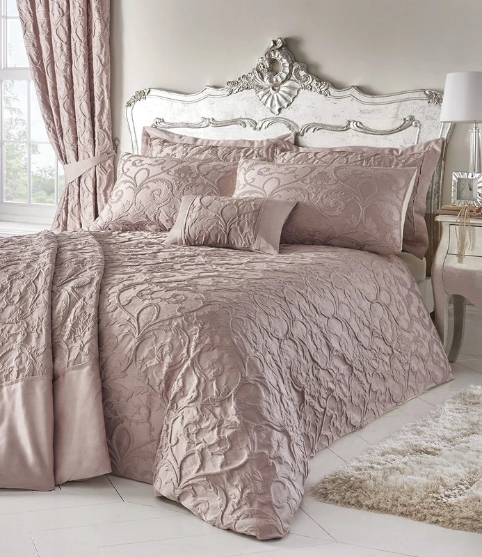 Homespace Direct Bentley Blush Woven Jacquard Duvet Cover Bed Set, Double