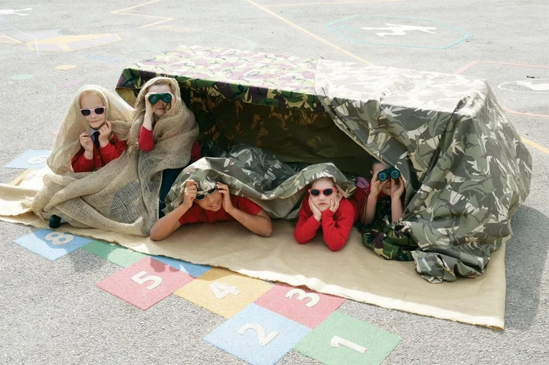 Springboard Early Years Imaginative Camouflage Den Making Pack