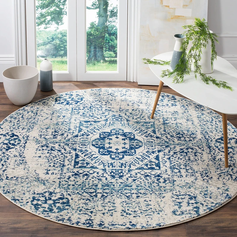 Safavieh Traditional Rug for Living Room, Dining Room, Bedroom - Evoke Collection, Short Pile, in Ivory and Blue, 200 x 200 cm