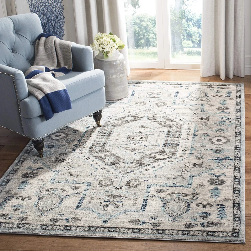 Safavieh Modern Chic Indoor Woven Square Area Rug, Madison Collection, MAD928, in Grey / Dark Grey, 201 X 201 cm for Living Room, Bedroom or Any Indoor Space