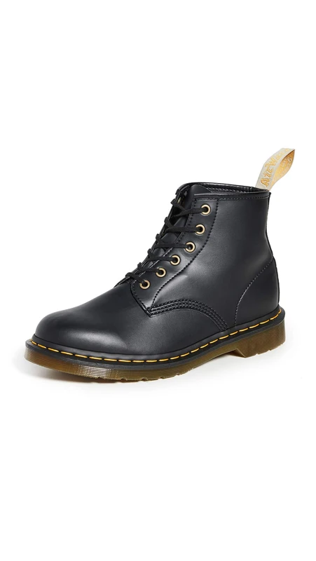 Dr. Martens Vegan 101, Unisex Adults’ Classic Boots, Black (Black Felix Rub Off 001), 3 UK (36 EU)
